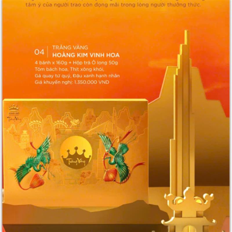 Trăng Vàng Hoàng Kim Vinh Hoa (Vàng) (4 Bánh X160g + Trà Ô Long 50g)